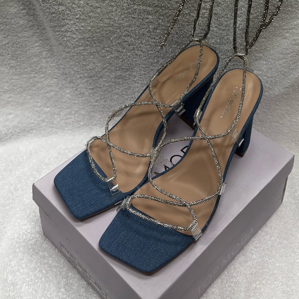 BRAND NEW! Gorgeous Jean Material High Heels with shiny silver straps!💙 so cute!